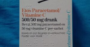 Illustration de vitamine C et citron pour un article sur le rhume